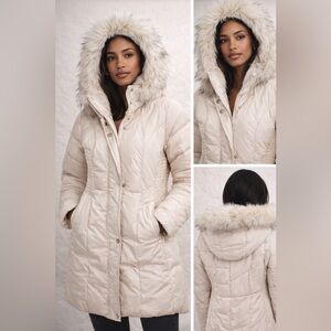Via Spiga Ivory Puffer Jacket with Faux Fur Trim